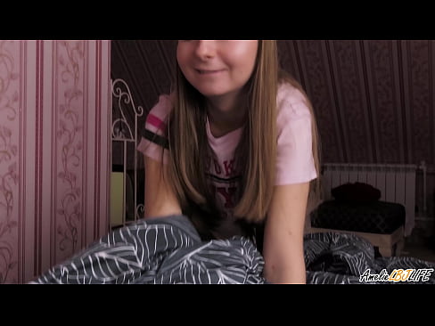 ❤️ Blondie анын BFF анын терең соруп жана анын оозуна сперма алат ❤❌ Секс видео ky.myteporn.ru